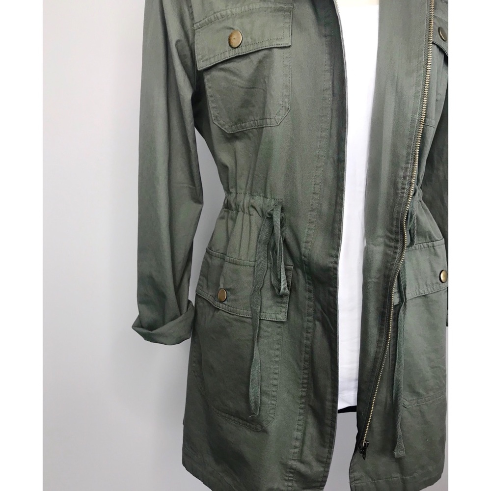 Utility Jacket - Picture 6 of 7
